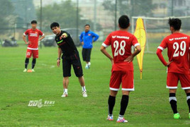 Trực tiếp Việt Nam vs Than Quảng Ninh từ 18h30: Kiên nhẫn tìm bản sắc