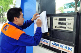 Vì sao giá xăng không thống nhất trên toàn quốc?