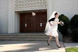 Nghi vấn cô dâu cạy thùng tiền cưới, cuỗm tiền vàng bỏ trốn