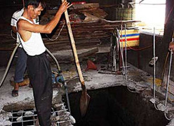 Giết vợ rồi phi tang xác dưới hầm biogas