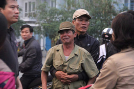 Nổ kinh hoàng ở Văn Phú: Nhiều người rơi cảnh 'màn trời chiếu đất'