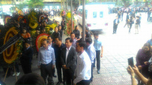 Ông Đinh La Thăng đến viếng rocker Trần Lập