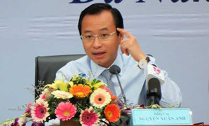 Bí thư Nguyễn Xuân Anh: 'Thanh niên ngồi cà phê, nhậu nhẹt nhiều quá'