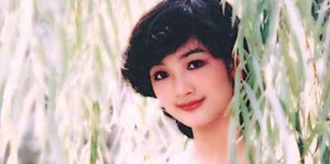 Loạt ảnh giờ mới công bố: Nhan sắc trong trẻo của Giáng My năm 18 tuổi