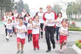 Edurun 2016 kết nối hàng nghìn gia đình cùng dạy con về lòng nhân ái