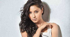 Nữ diễn viên đóng Anandi 'Cô dâu 8 tuổi' treo cổ tự tử vì tình