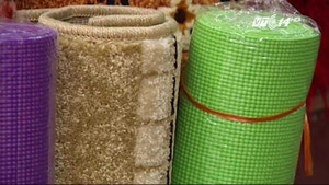 Tràn lan thảm tập yoga Trung Quốc nghi chứa chất độc