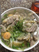 Phở 300.000 đồng: Đắt như 'gà Kobe' hay giá không quá giật mình?