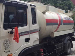 'Rút ruột' xăng máy bay bán cho xe máy: Xử lý tới cùng, 'không có vùng cấm'