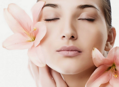 Khám phá dưỡng chất collagen trong kem chống lão hóa Medi White