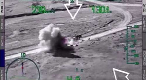 Video: Mục tiêu IS tan tành dưới làn tên lửa của 'Thợ săn đêm' Mi-28NE Nga