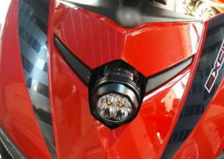 Không sợ phạt, dân chơi độ đèn pha nguy hiểm