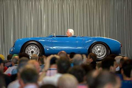 Đấu giá dàn siêu xe có giá 22 triệu USD của nghệ sĩ hài người Mỹ