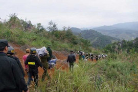 5 kẻ buôn ma túy dùng dao, súng chống trả quyết liệt lực lượng biên phòng