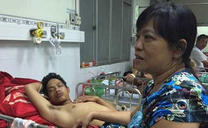 Hoàn cảnh đáng thương của nam thanh niên bán hàng rong bị công an đánh nhập viện