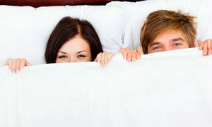 Những tình huống dở khóc dở cười xảy ra trong khi ân ái