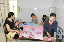 3 nạn nhân thoát chết trong vụ sập nhà 5 tầng giờ ra sao?