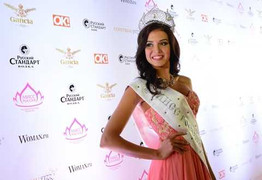 10 hoa hậu Nga khoe nhan sắc tuyệt trần