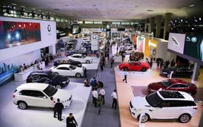 Ô tô sang sắp đồng loạt tăng giá tới 2 tỷ đồng