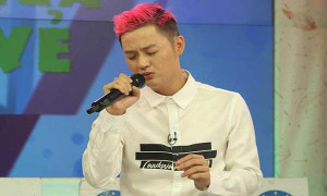 Thanh Duy Idol xúc động bật khóc khi hát 'Lỗi ở yêu thương'