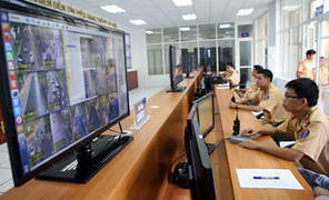 'Mắt thần' tóm xe biển giả, lái xe ngang ngược thách thức CSGT