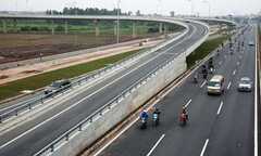 Việt Nam đâu túng thiếu đến mức phải đi vay mãi