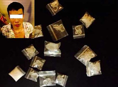 Giấu hàng chục gói ma túy vào 'chỗ kín' vẫn bị bắt