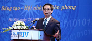 'Tại sao hàng trăm nghìn cử nhân thất nghiệp trong khi CNTT thiếu người làm?'