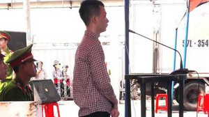 Níu kéo không được, rút dao đâm người yêu 9 nhát rồi tự tử