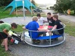 Những video hot nhất trên Facebook ngày 25/4