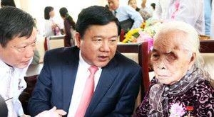 Bí thư Thăng: 'Phụng dưỡng mẹ vô điều kiện, đó là mệnh lệnh của lương tâm'