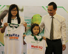 'Tiểu Ánh Viên' Phương Trâm, thần đồng Cẩm Hiền nhận tài trợ khủng hơn HAGL