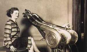 Tò mò dụng cụ làm đẹp đầu thế kỉ 20 của chị em