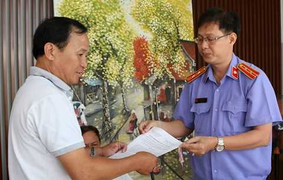 Đề nghị cách chức nguyên Phó Viện KSND Bình Chánh truy tố oan chủ quán Xin Chào