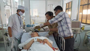 Cuồng ghen, chồng chém vợ dã man xôn xao mạng xã hội