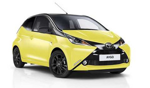 Toyota Aygo X-Cite 2016 bản đặc biệt giá 15.000 USD