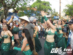 Festival Huế 2016: Ban nhạc sexy hút hồn du khách