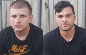 Bắt gọn 2 kẻ người Bungari dùng thẻ ATM giả rút tiền ở Sài Gòn