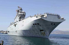 Ngắm chiến hạm hàng đầu của Pháp vừa đến Việt Nam