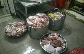 'Phù phép' thịt trâu đông lạnh thành thịt bò