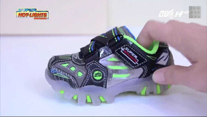 Hiểm họa khôn lường từ giày dép phát nhạc, phát sáng