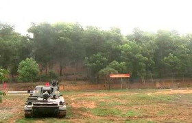 Tiết lộ số đạn chống tăng trên pháo 2S3 Việt Nam