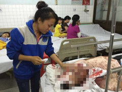 Tranh giành mua đầu trâu, một người đàn ông bị đánh chấn thương sọ não