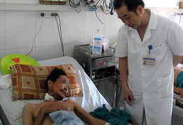 2 người sốc nhiễm trùng suýt chết vì mũi tiêm của thầy lang