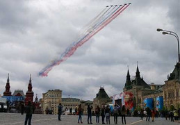 Những hình ảnh siêu ấn tượng về buổi diễn tập mừng Ngày Chiến thắng của quân đội Nga