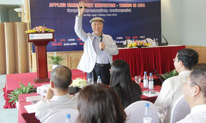 Giáo sư danh tiếng Hàn Quốc: Sáng tạo để ‘sống sót’