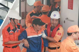 Cần lập đường dây nóng bảo vệ ngư dân trên biển