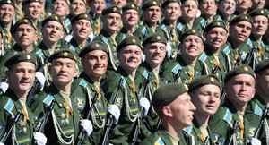 Nụ cười hấp dẫn của những 'người lịch sự' trong lễ duyệt binh ngày Chiến thắng