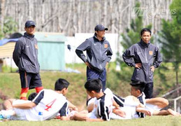 U19 Việt Nam 'xuống núi'