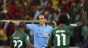 Ban trọng tài muốn treo còi vĩnh viễn trọng tài Hà Anh Chiến: Thế giới đuổi trọng tài nghiệt chẳng kém Việt Nam